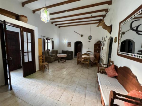 Casa Lirios, Jimera De Líbar